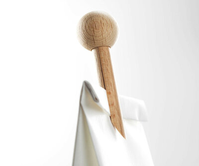 Lot de 3 pinces en bois naturel